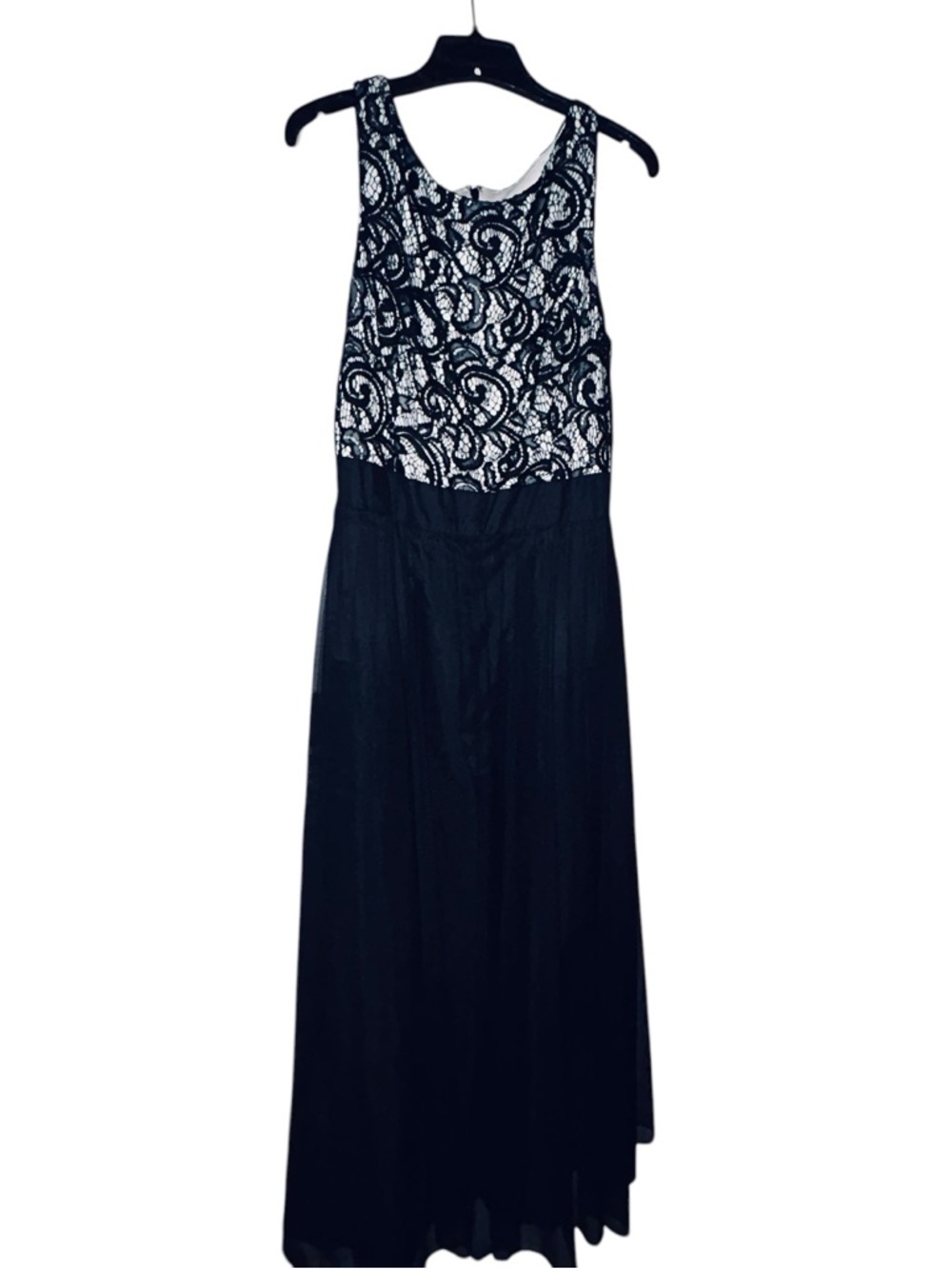 Jessica Howard Black and White Asymmetrical Evening Gown